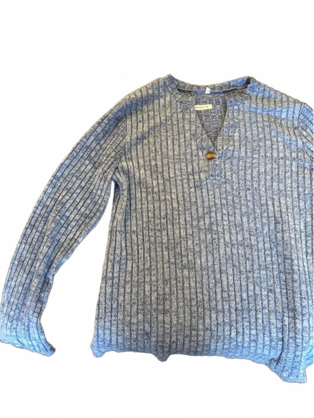 Jannet B Sweater Blue - Picture 1 of 4